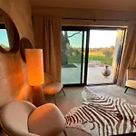Poolvilla Oliviera *