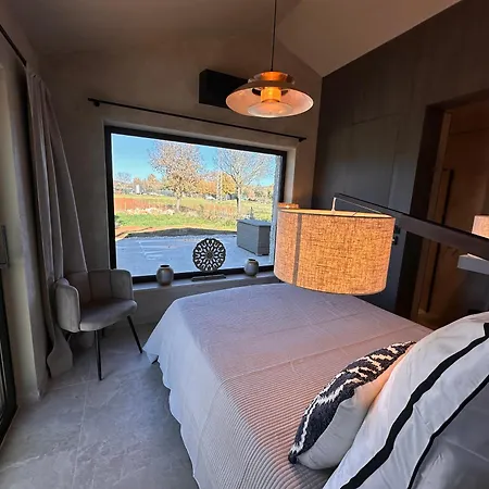 ヴィラ Oliviera *