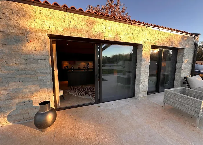 Villa Poolvilla Oliviera *