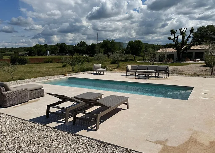 Poolvilla Oliviera