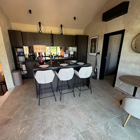 Oliviera Villa *