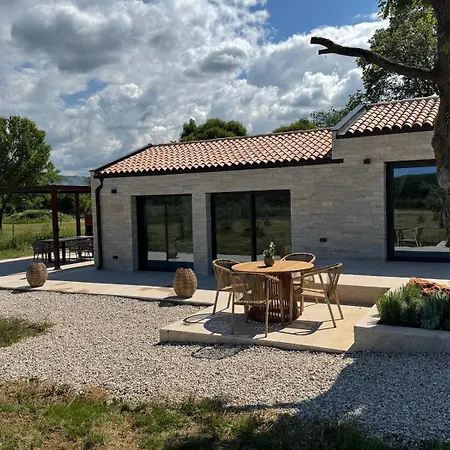 Poolvilla Oliviera